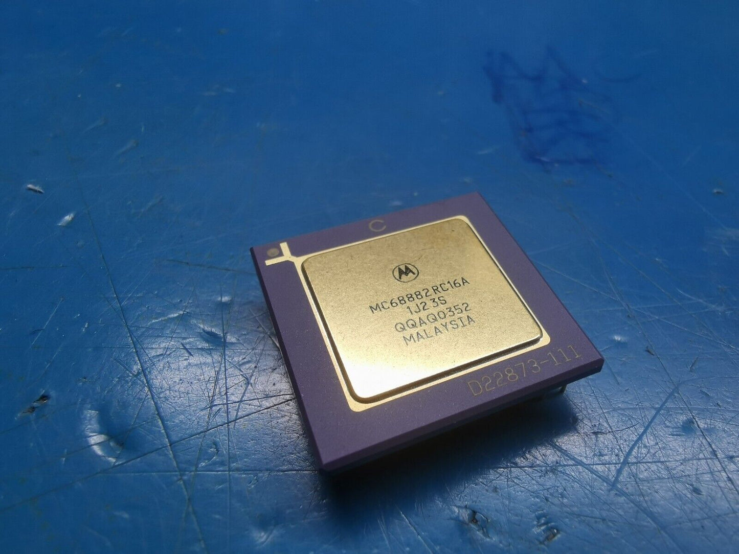 MC68882 Floating Point Coprocessor 68-PGA