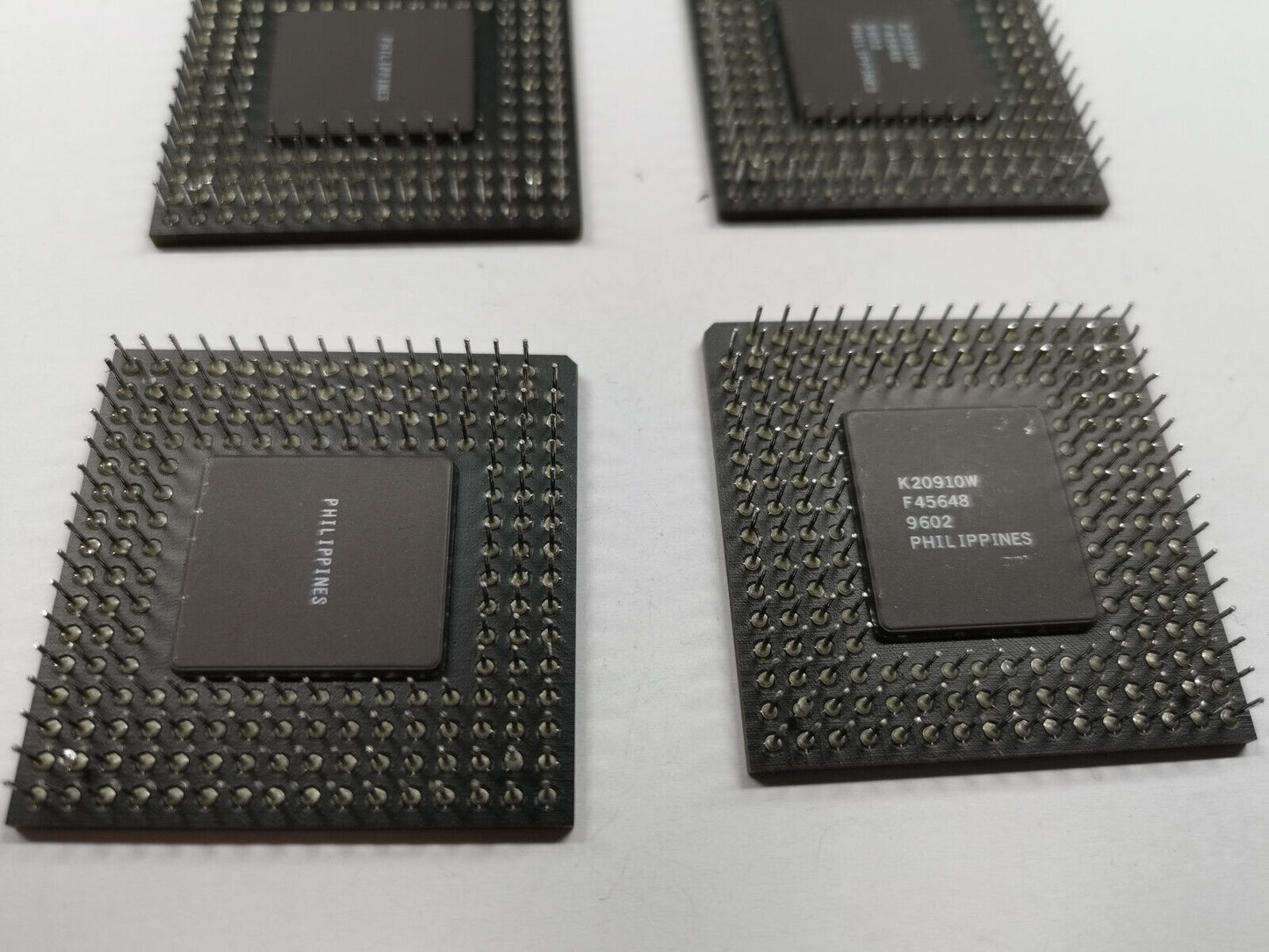4 x Xilinx XC3090-100 And XC3090 FPGA