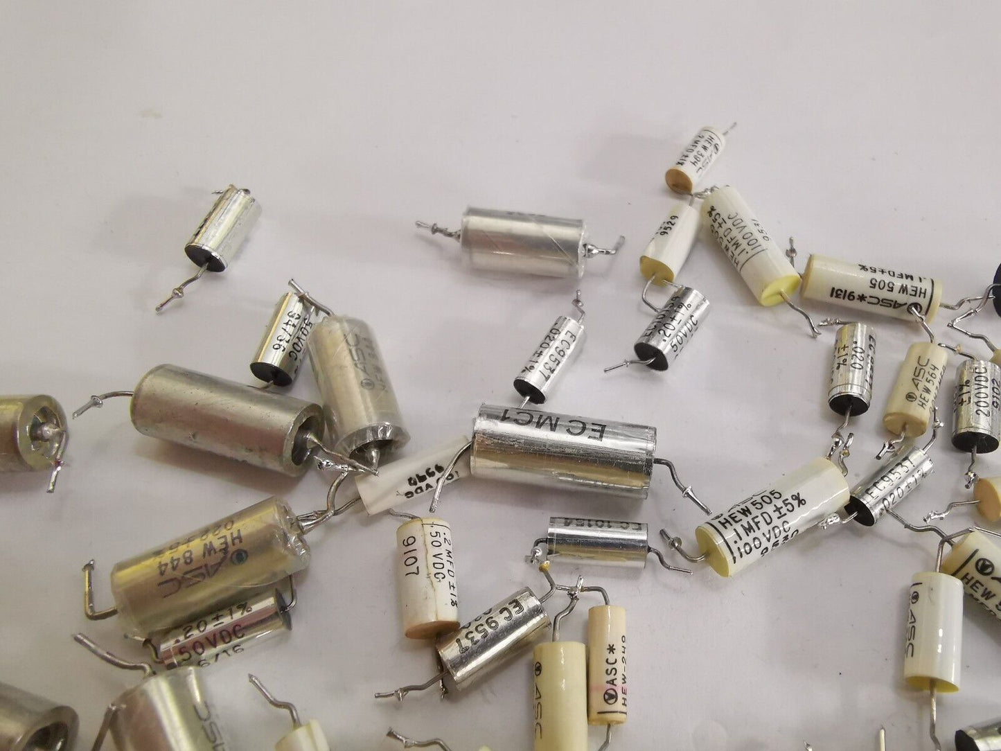 High Quality Film / Tantalum Capacitor Used For Sample And Hold Amp