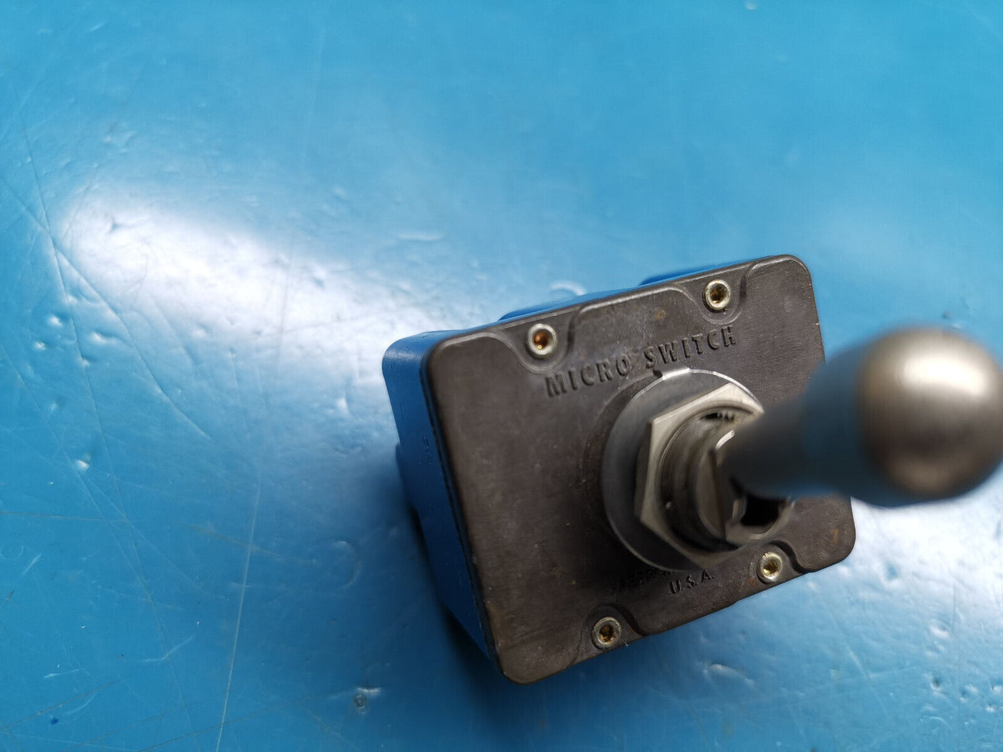 UND LAB 4TL1-3D 4PDT ON ON Cutler Hammer Toggle Switch Military Part 10A 125VAC