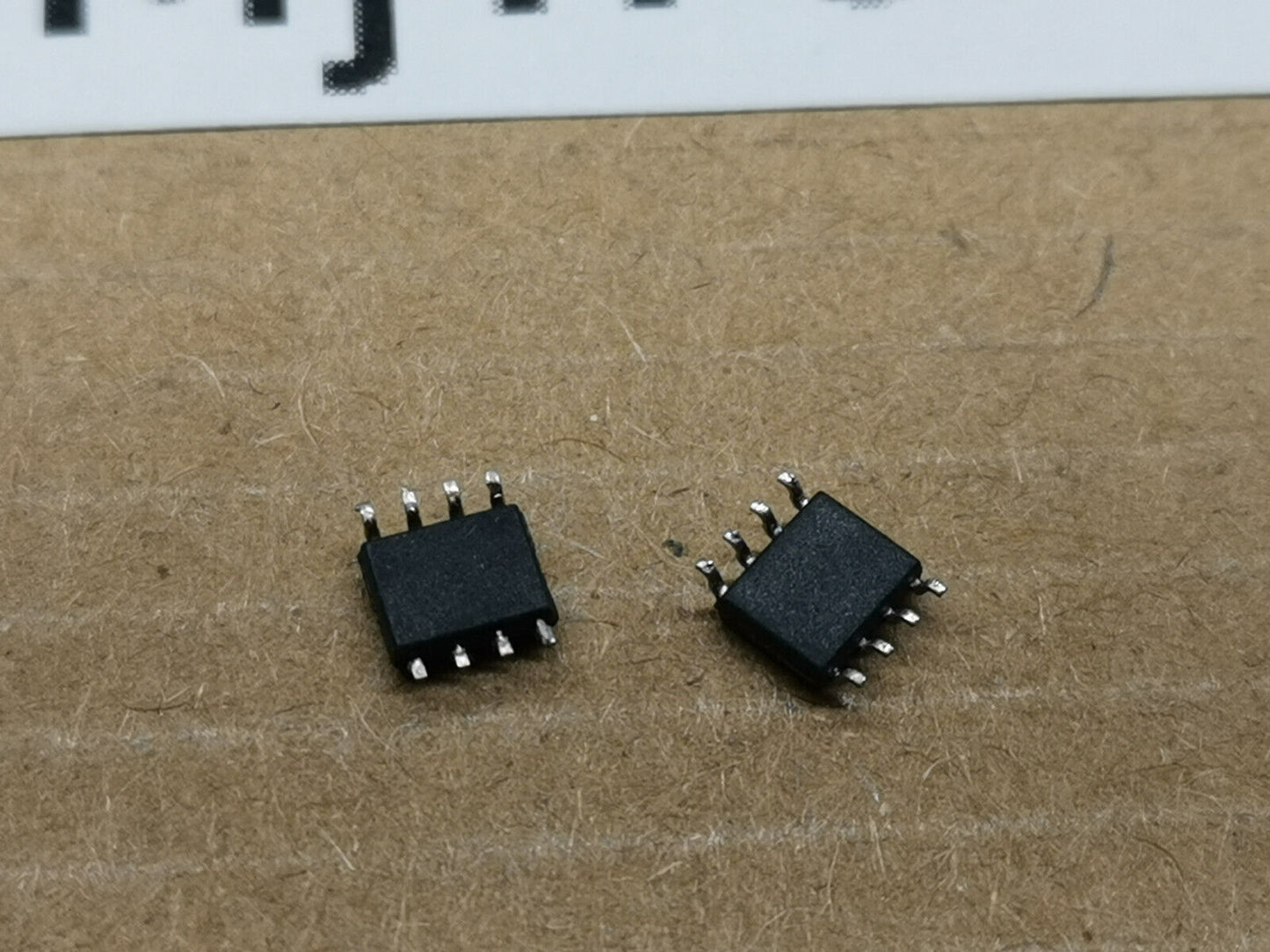 2pcs Genuine AD822 Dual Precision Low Power FET Input Operational Amplifiers