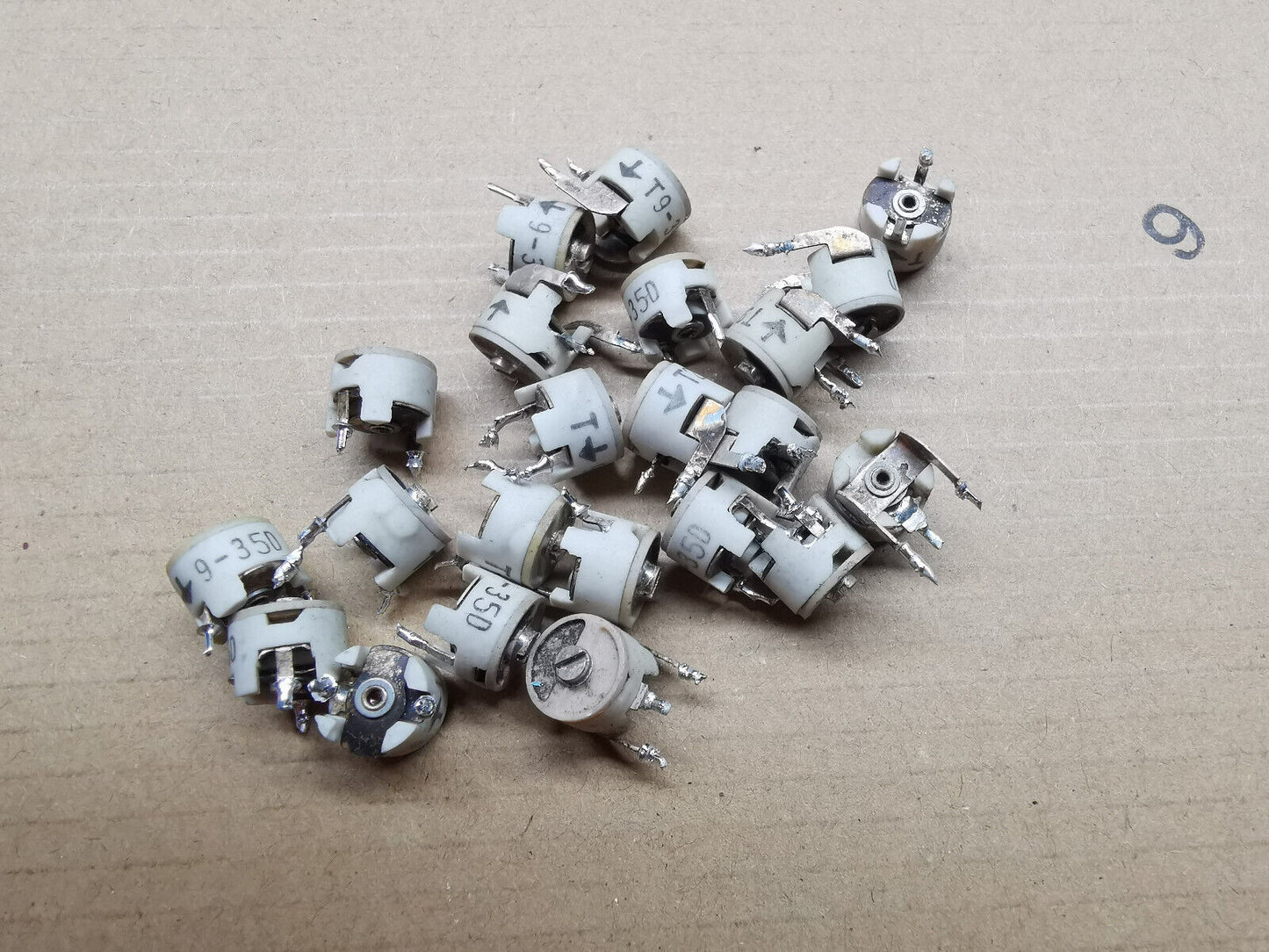 22pcs Trimmer Capacitor From HP Agilent Test Gear