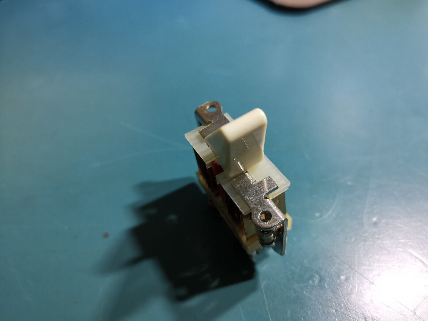PED Series 80 Miniature lever Switch 4 x DPDT