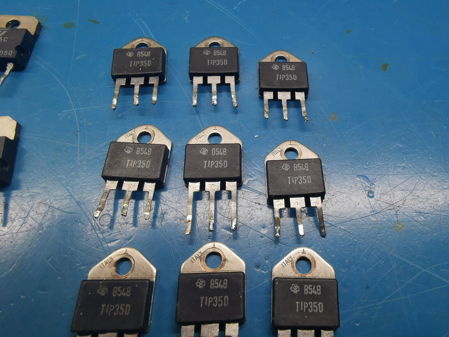 Genuine TIP35C And TIP 35D Power Transistor NPN 100V 25A