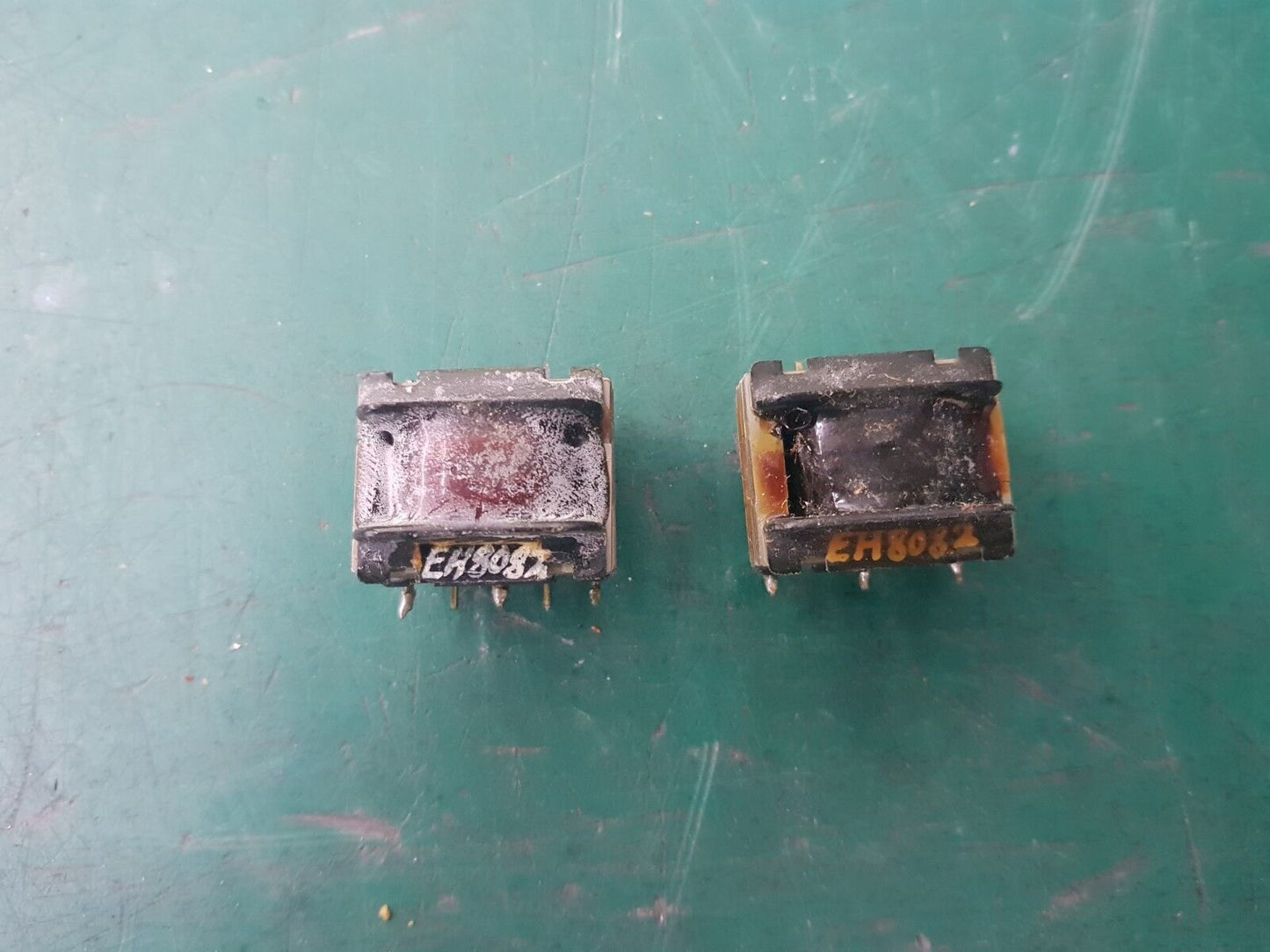 2pcs  50 Ohms Signal Isolation Matching Transformer 2:1:1 Or 1:1