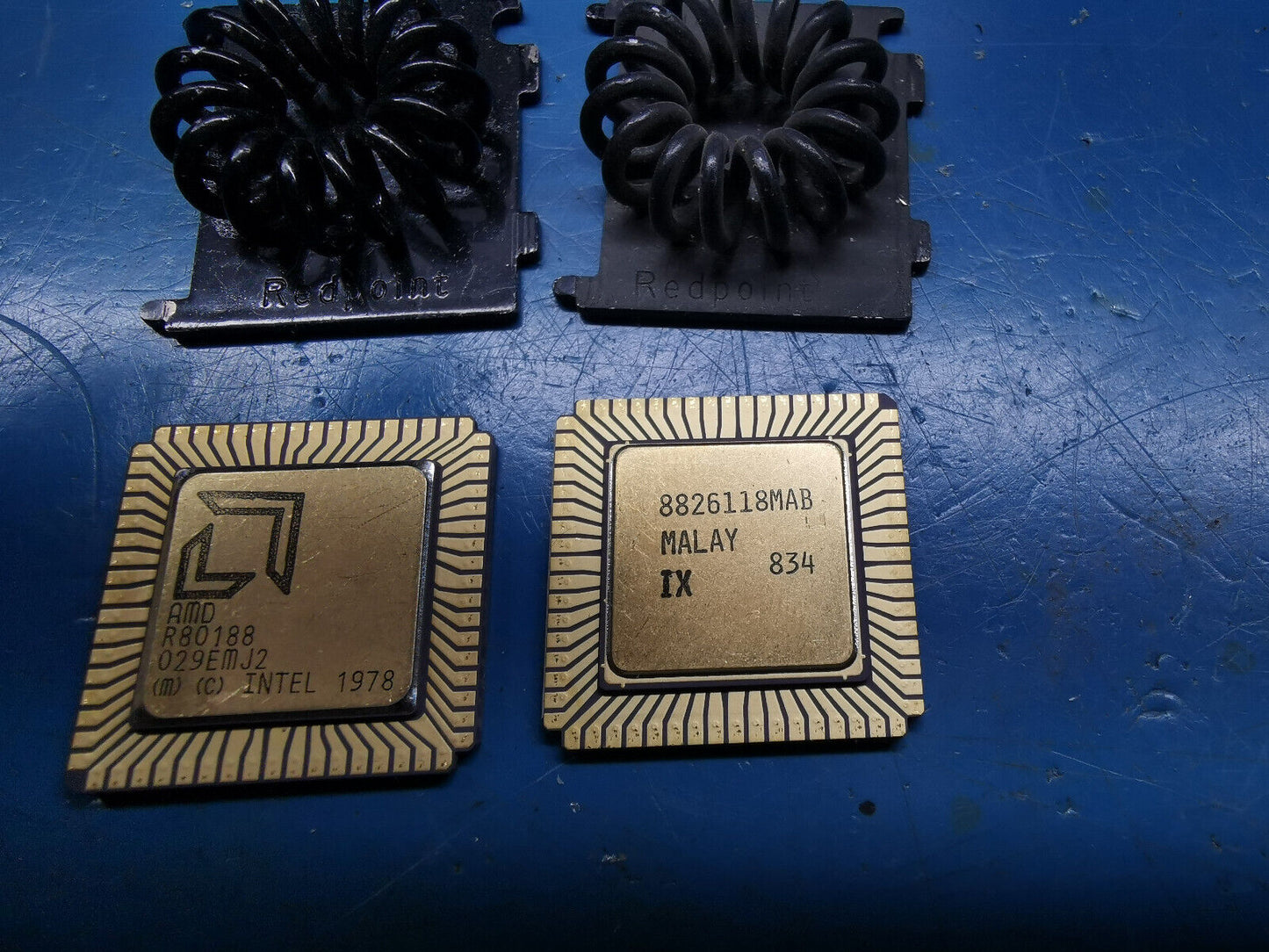2pcs Genuine Intel  AMD R80188 8Bit Microprocessor From Marconi Test Gear