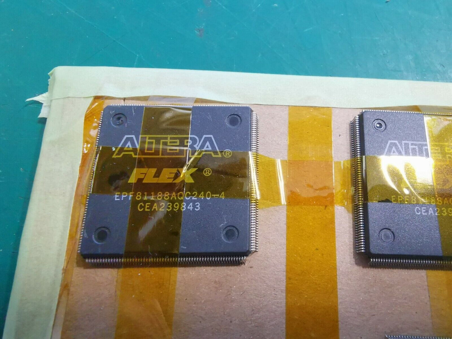 8pcs Altera Flex EPF81188AQC240-4 FPGA IC