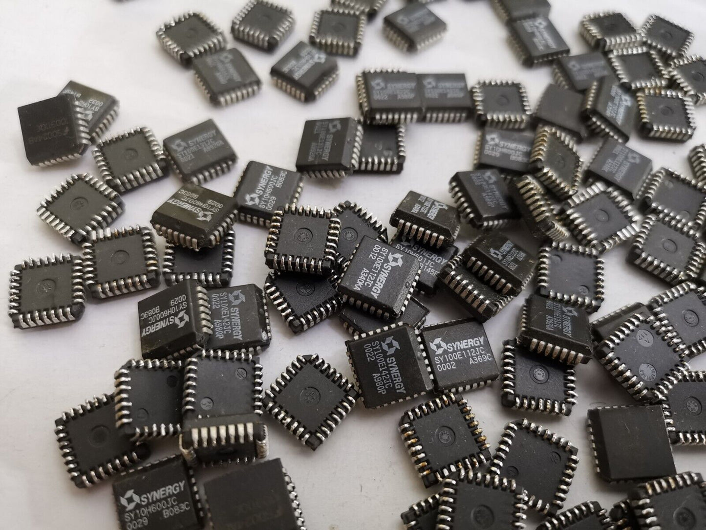 Joblot Of ECL Logic Ultra Fast Logic ICs From Anritsu Test Gear SMD Parts